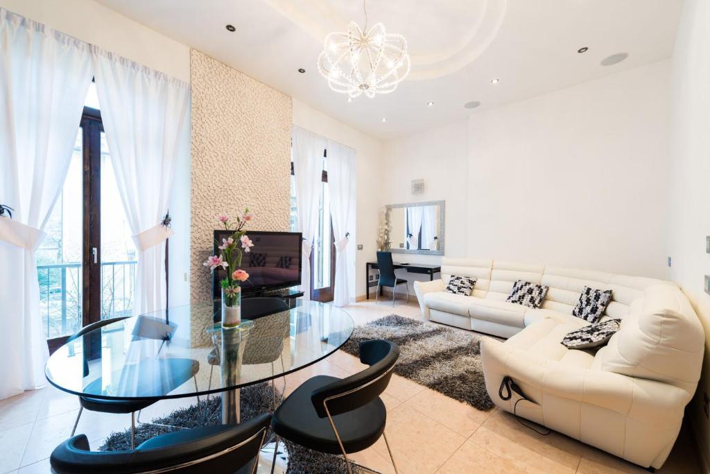 Appartamenti Luxury Arco Værelse billede